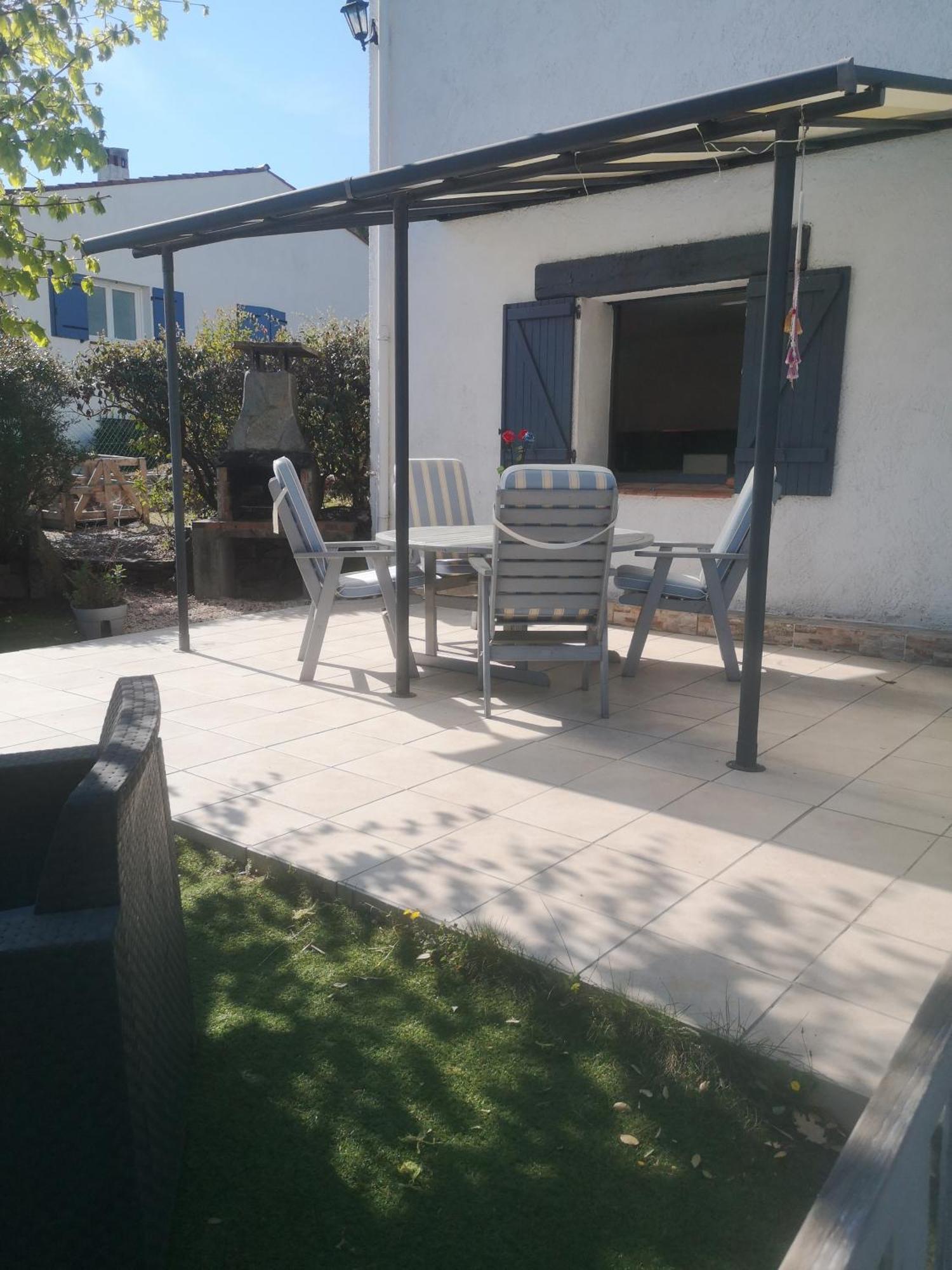Le Mas Du Bijou Bleu Puget-sur-Argens Oda fotoğraf